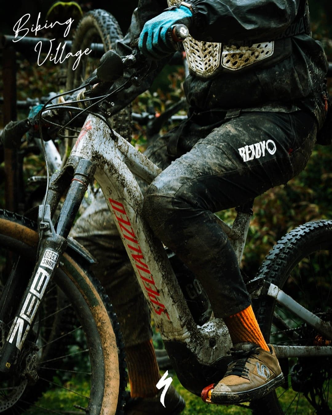 Biking Village 16